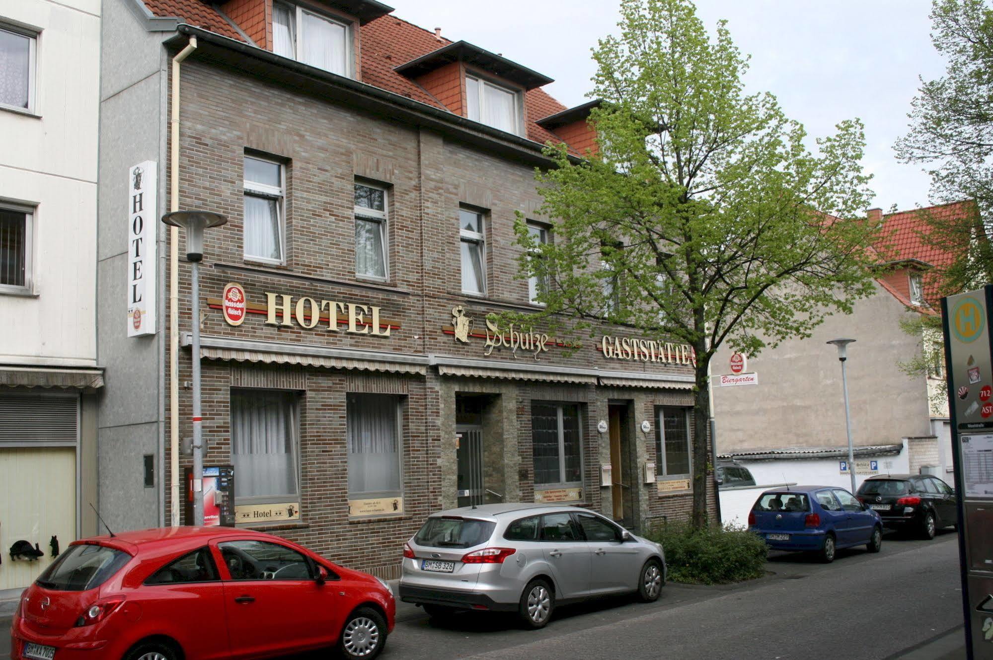 Hotel Schuetze Superior Гюрт Екстер'єр фото