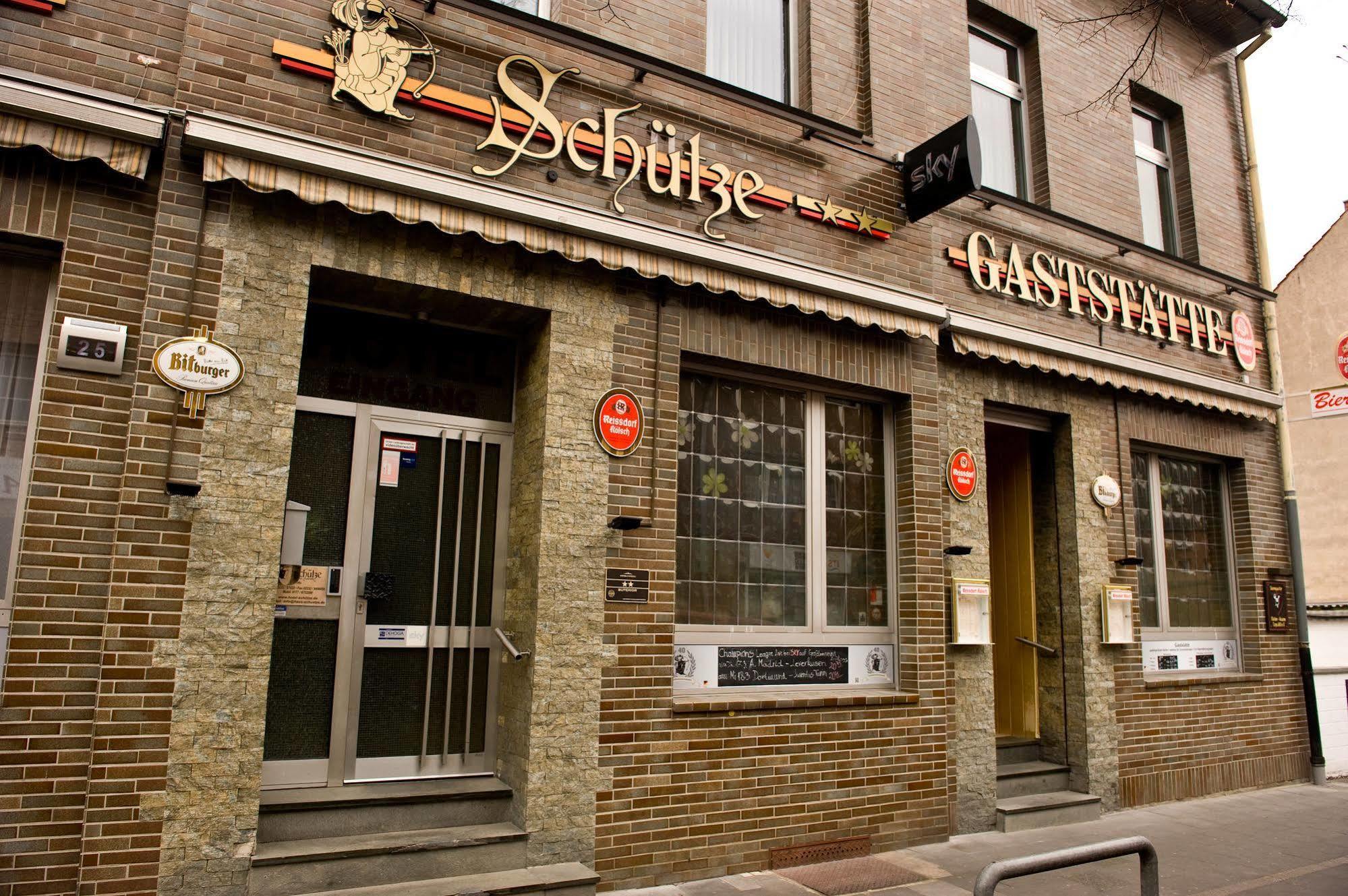 Hotel Schuetze Superior Гюрт Екстер'єр фото