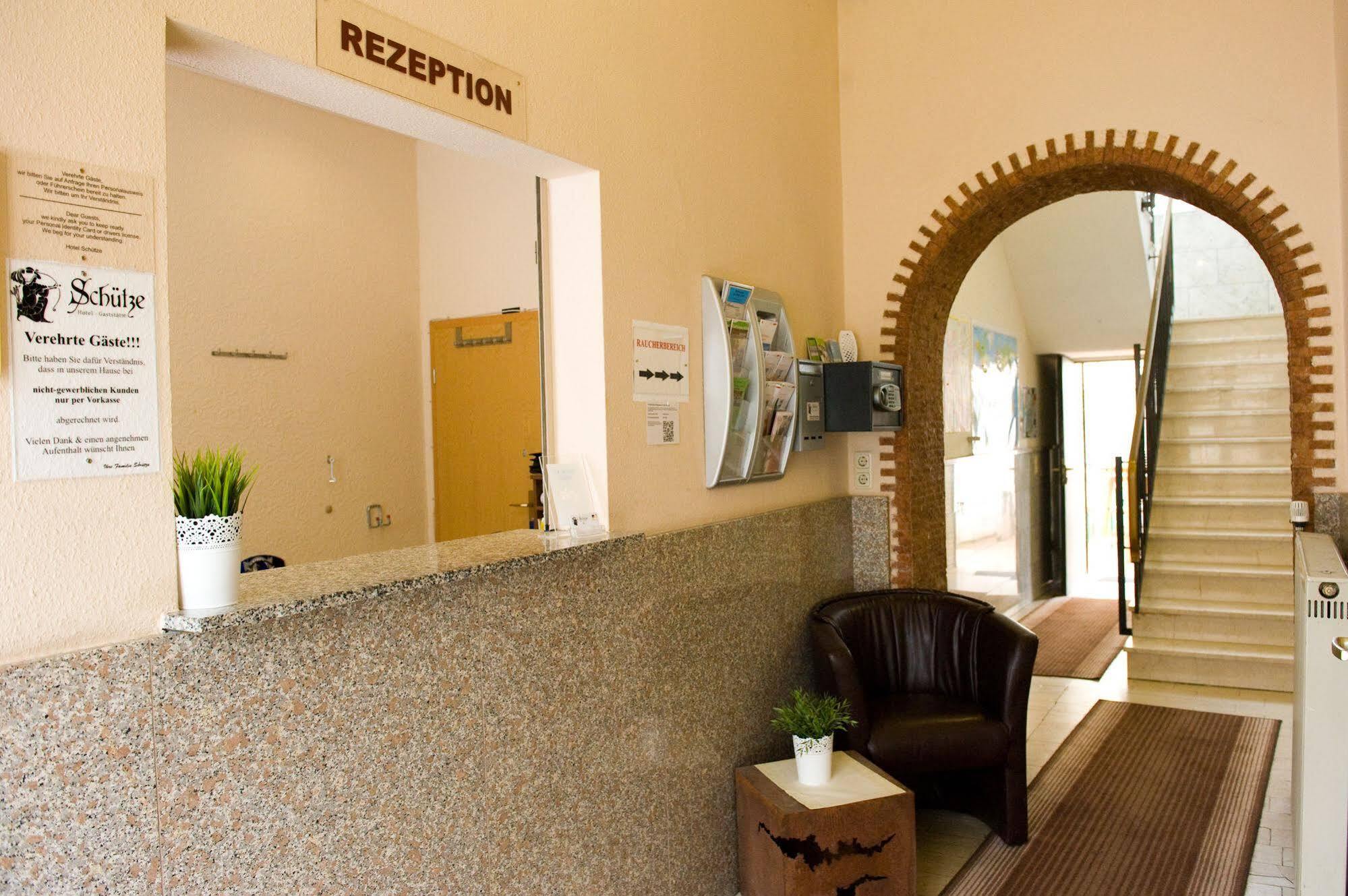 Hotel Schuetze Superior Гюрт Екстер'єр фото