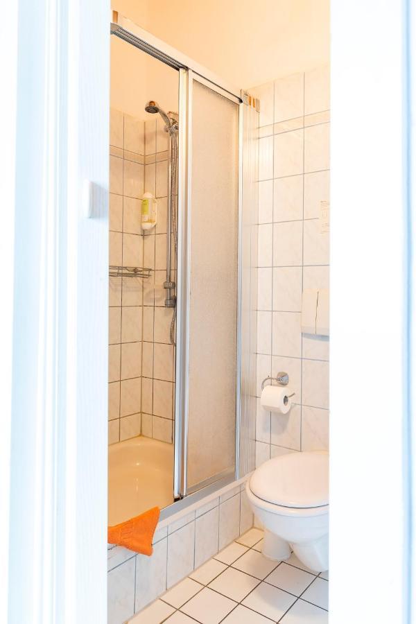 Hotel Schuetze Superior Гюрт Екстер'єр фото